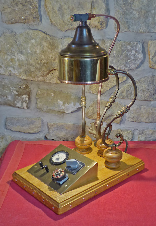 Steampunk Lamp 84_0084.jpg